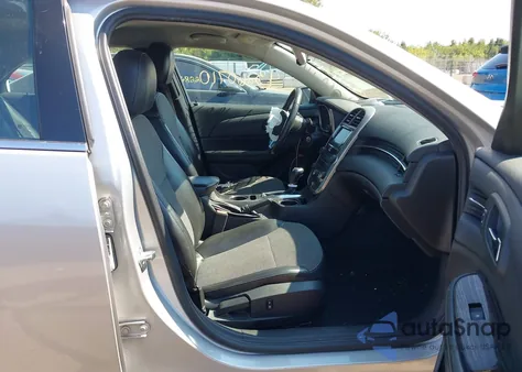 2015 Chevrolet Malibu 2Lt из США, поврежденный, VIN 1G11D5SL0FF158513